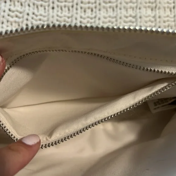 Purse - Picture 3 of 6